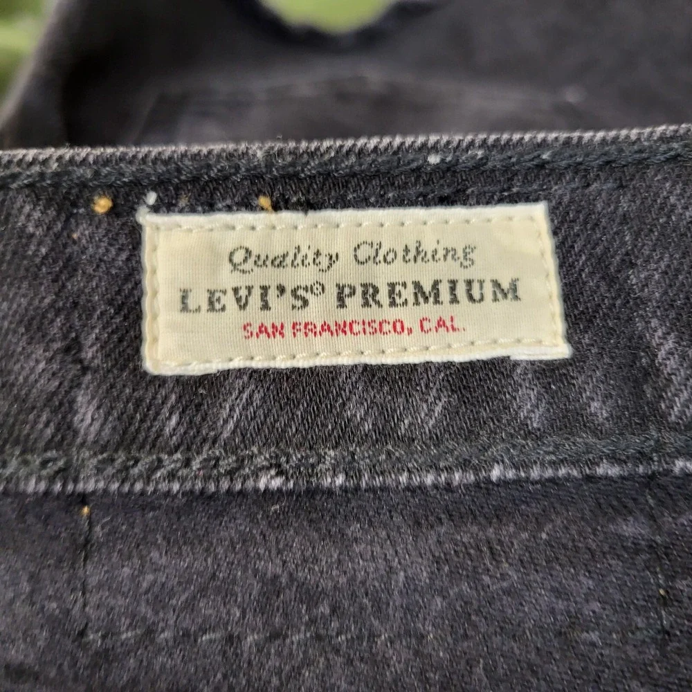 Levi's 501 Womens‎ Shorts 24 Black Big E Ribcage Cut Off High Rise Button Fly